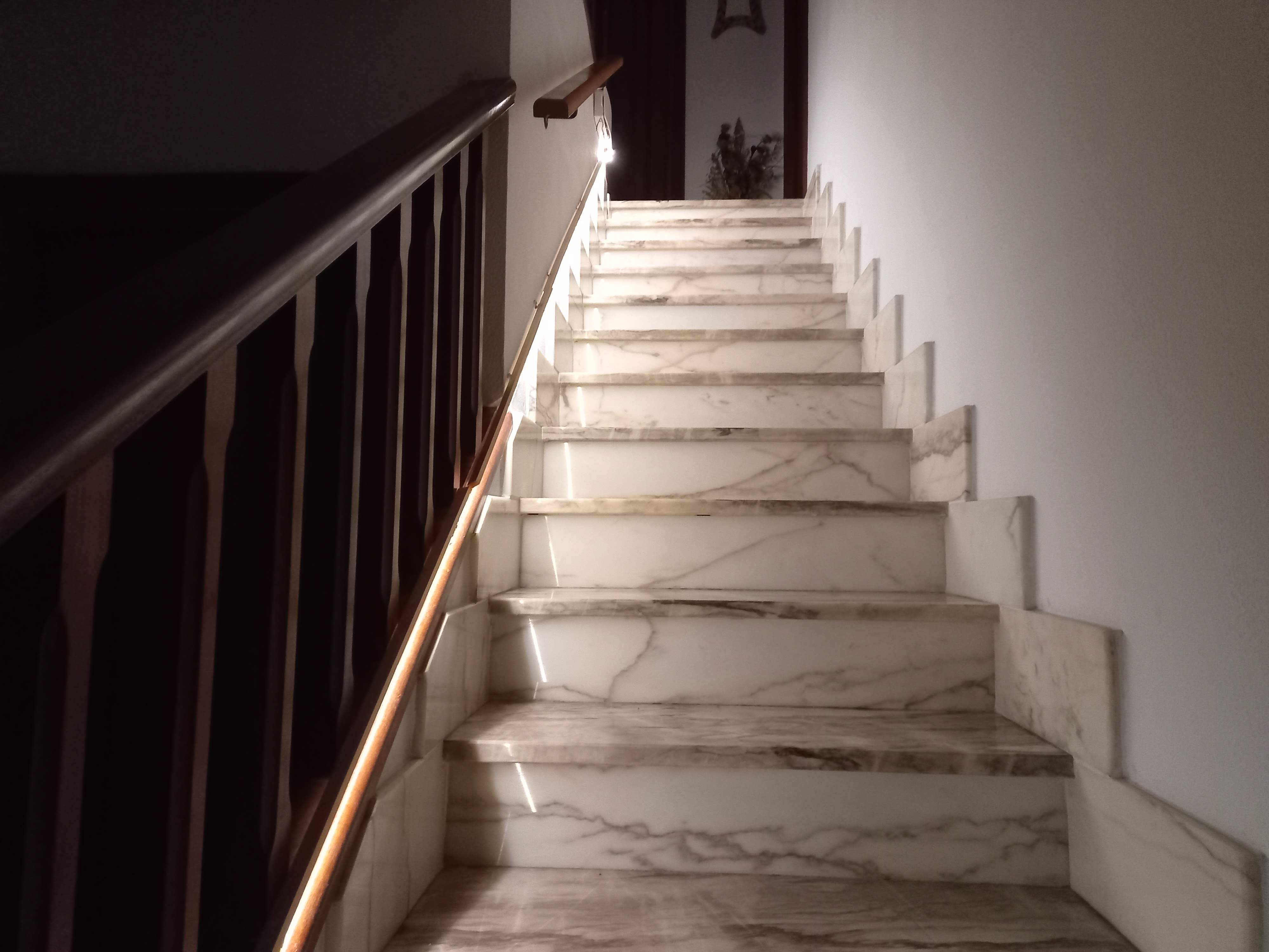 Staircase lighting project thumbnail
